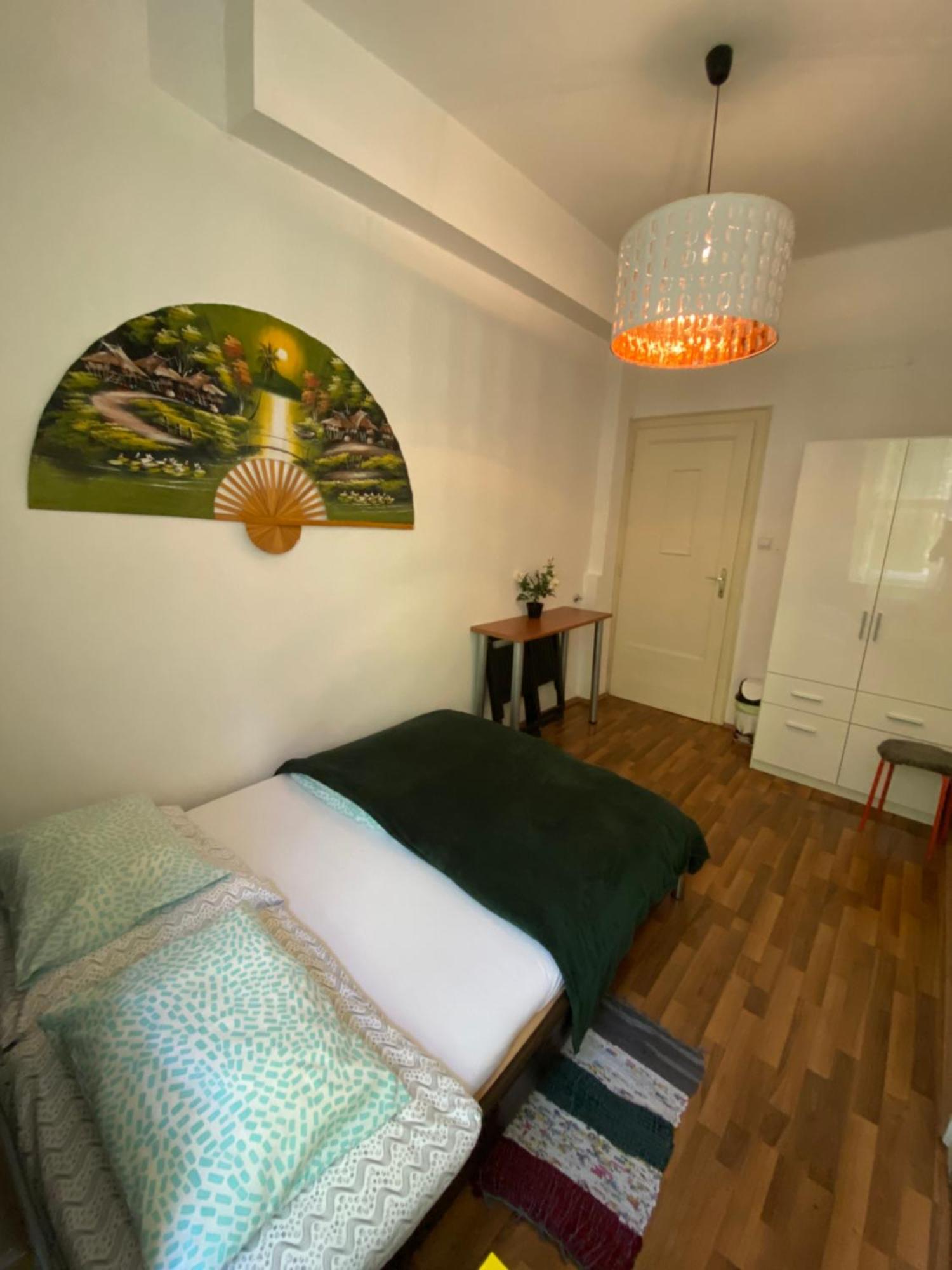 Promenade Guesthouse Near The Danube บูดาเปสต์ ภายนอก รูปภาพ