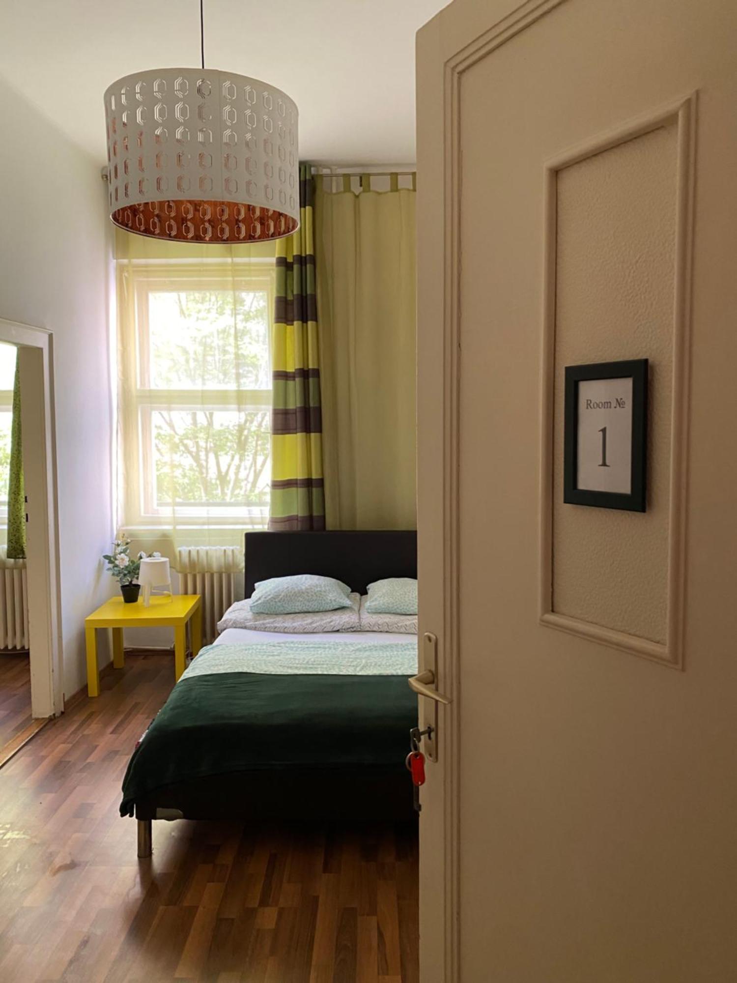 Promenade Guesthouse Near The Danube บูดาเปสต์ ภายนอก รูปภาพ
